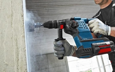 Коронка по бетону SDS Plus 55мм в сборе с державкой Коронка по бетону SDS Plus 55мм в сборе с державкой